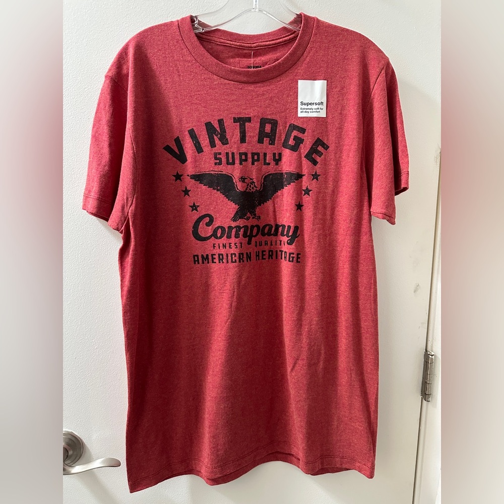 Kohl's Vintage Red Graphic Tee